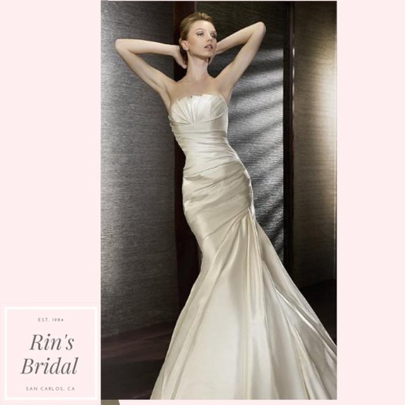 Pronovias Dresses & Skirts - Pronovias Esmirna